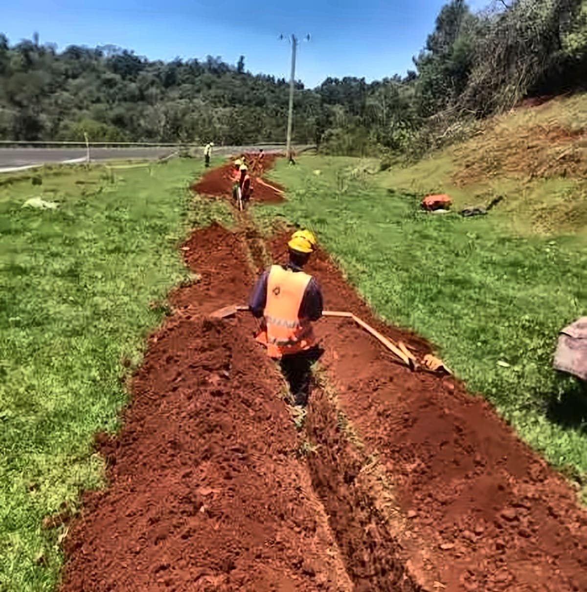 Trenching along a fibre route