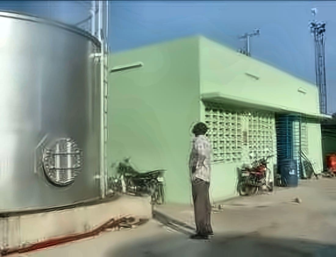 Building and roads, Nigeria, photo 6